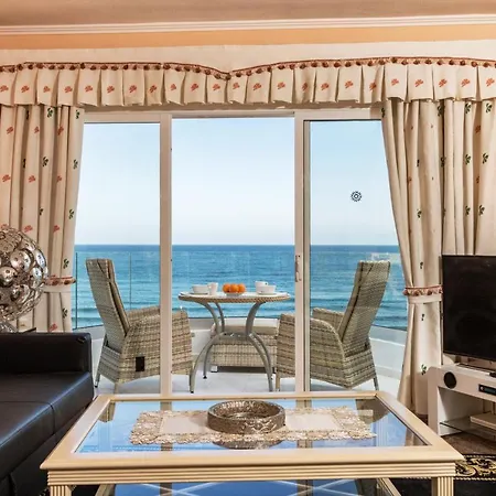 1 Line Beachfront With Stunning Sea View * Sitio de Calahonda
